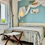 מלון Hotel Sant'Andrea 3*