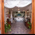 מלון Hotel Sant'Andrea 3*