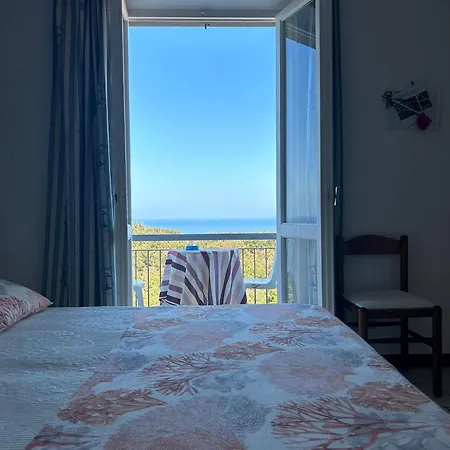 Отель Hotel Sant'Andrea Сант-Андреа