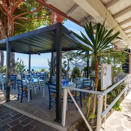 Hotel Sant'Andrea Otel SantʼAndrea