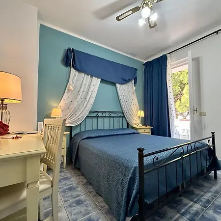 Hotel Sant'Andrea Otel 3*